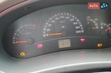 Седан ВАЗ 1118 Калина 2005 в  фото 11 Седан ВАЗ 1118 Калина 2005 в