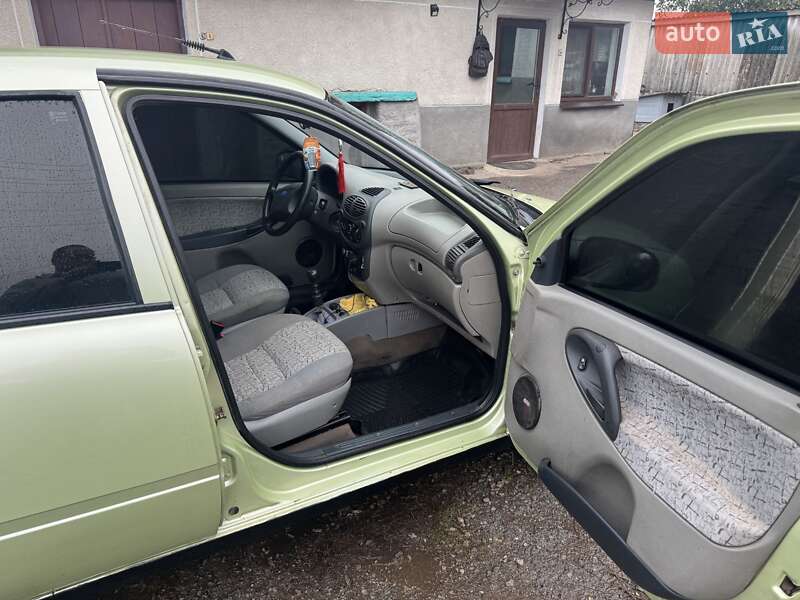 Седан ВАЗ / Lada 1118 Калина 2006 в Теребовлі фото 15 Седан ВАЗ / Lada 1118 Калина 2006 в Теребовлі
