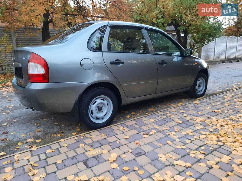 Седан ВАЗ / Lada 1118 Калина 2006 в Запорожье