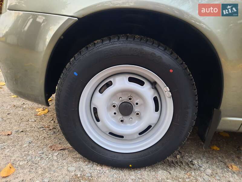 Седан ВАЗ / Lada 1118 Калина 2006 в Запорожье