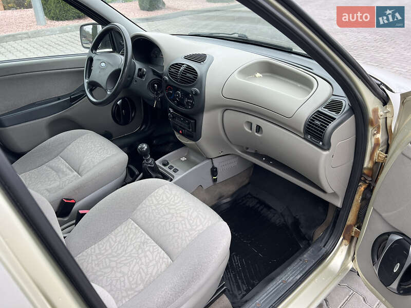 Седан ВАЗ / Lada 1118 Калина 2008 в Виннице фото 31 Седан ВАЗ / Lada 1118 Калина 2008 в Виннице