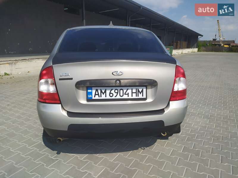 Седан ВАЗ / Lada 1118 Калина 2006 в Житомире