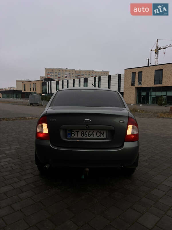 Седан ВАЗ / Lada 1118 Калина 2010 в Хмельницком