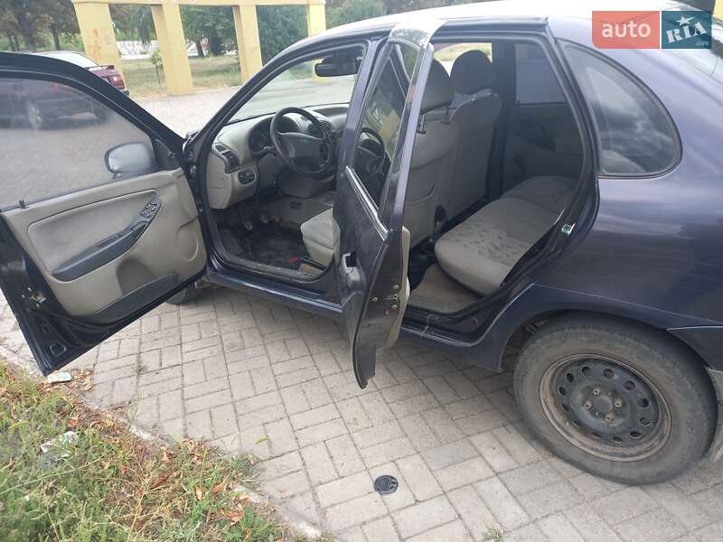 Седан ВАЗ / Lada 1118 Калина 2007 в Синельниково фото 6 Седан ВАЗ / Lada 1118 Калина 2007 в Синельниково