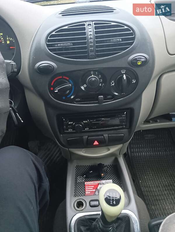 Седан ВАЗ / Lada 1118 Калина 2008 в Каневі