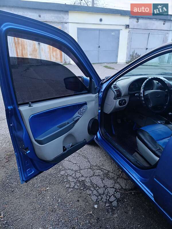 Седан ВАЗ / Lada 1118 Калина 2006 в Одесі фото 4 Седан ВАЗ / Lada 1118 Калина 2006 в Одесі