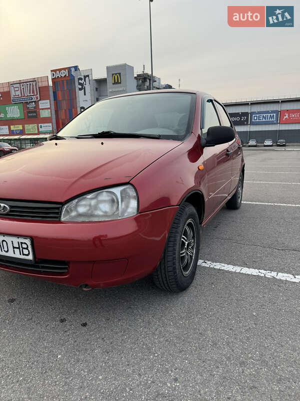 Седан ВАЗ / Lada 1118 Калина 2006 в Харькове