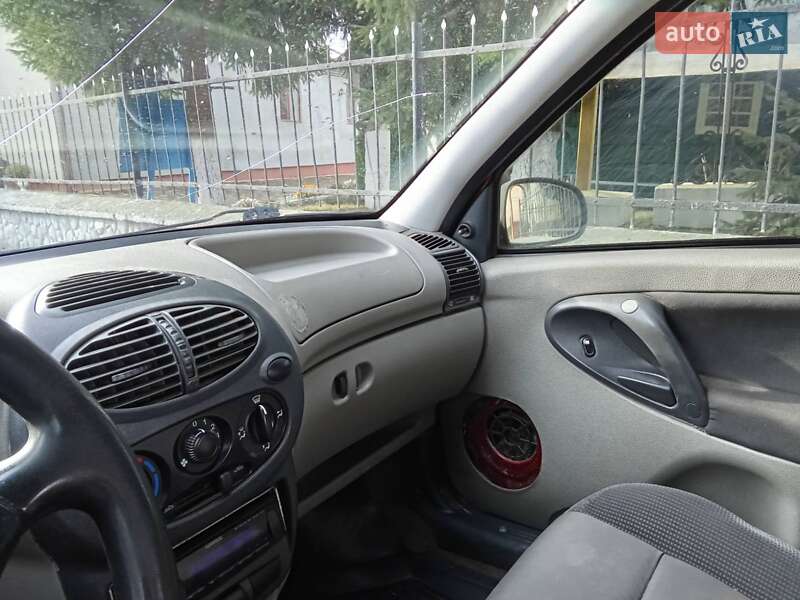 Седан ВАЗ / Lada 1118 Калина 2006 в Залещиках