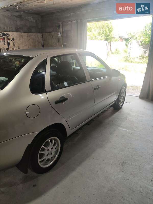 Седан ВАЗ / Lada 1118 Калина 2007 в Запоріжжі