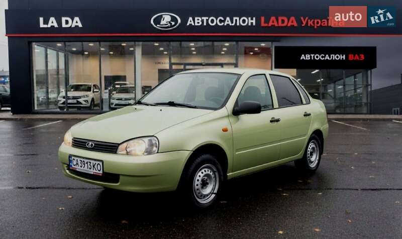 Седан ВАЗ / Lada 1118 Калина 2006 в Черкасах