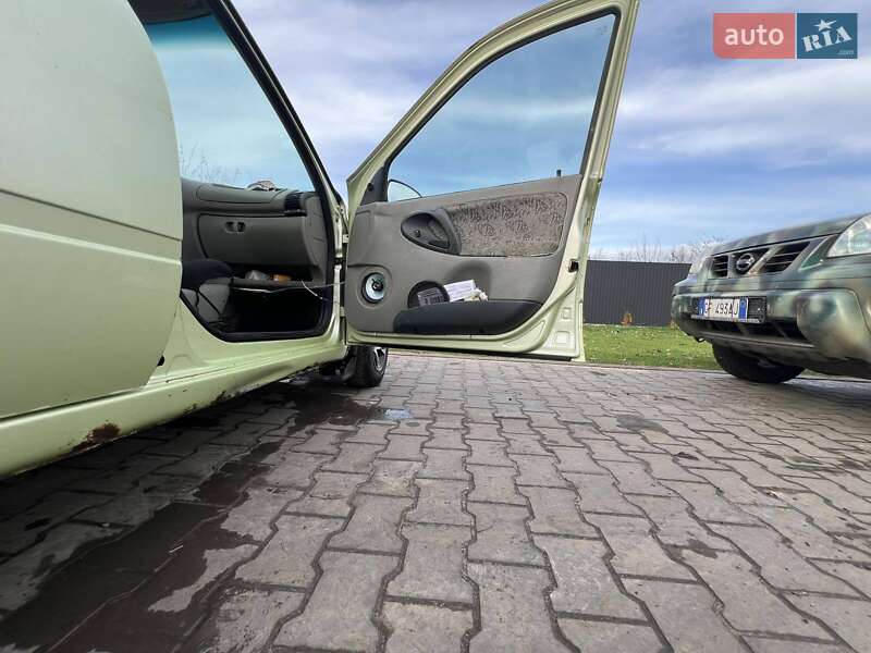 Седан ВАЗ / Lada 1118 Калина 2006 в Васильковке