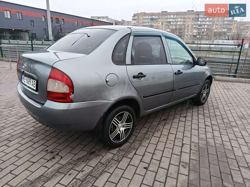 Седан ВАЗ / Lada 1118 Калина 2007 в Кривом Роге