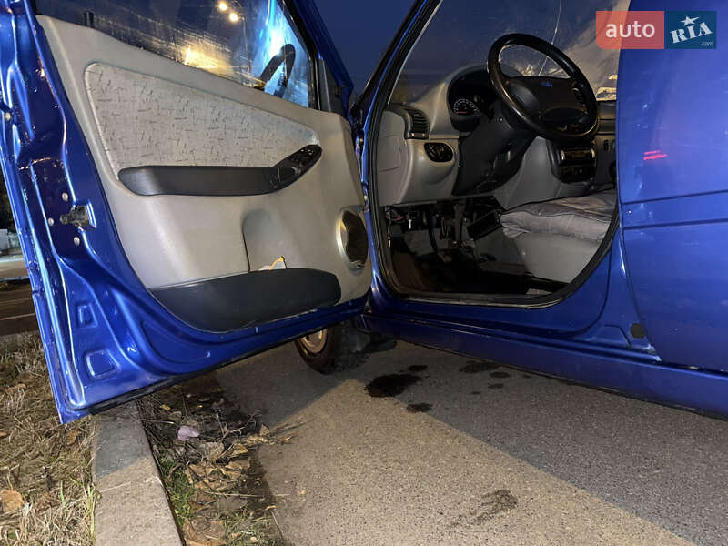 Седан ВАЗ / Lada 1118 Калина 2006 в Киеве фото 12 Седан ВАЗ / Lada 1118 Калина 2006 в Киеве