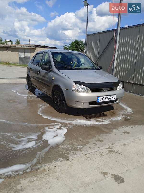 Седан ВАЗ / Lada 1118 Калина 2006 в Славуті