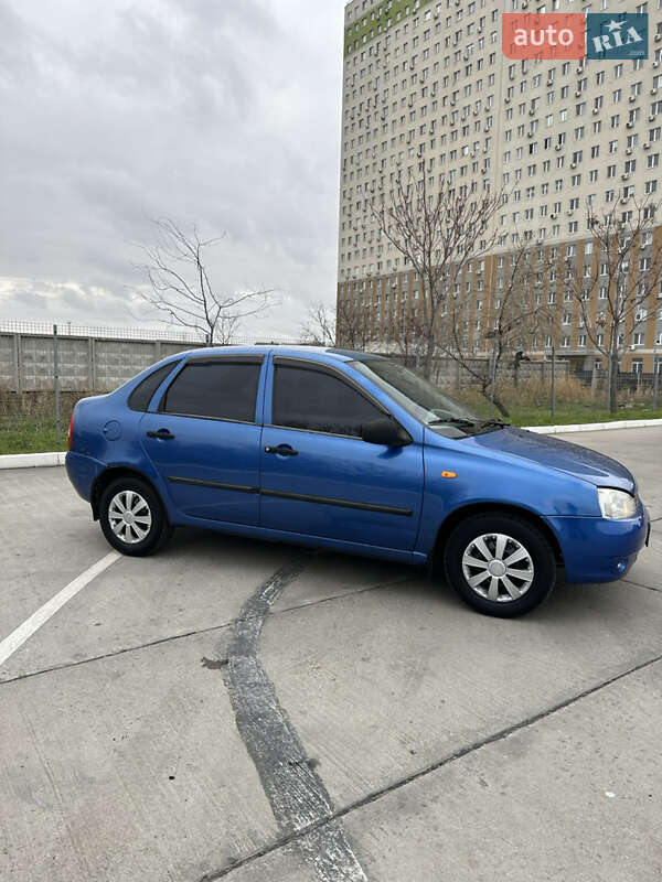 Седан ВАЗ / Lada 1118 Калина 2006 в Одессе