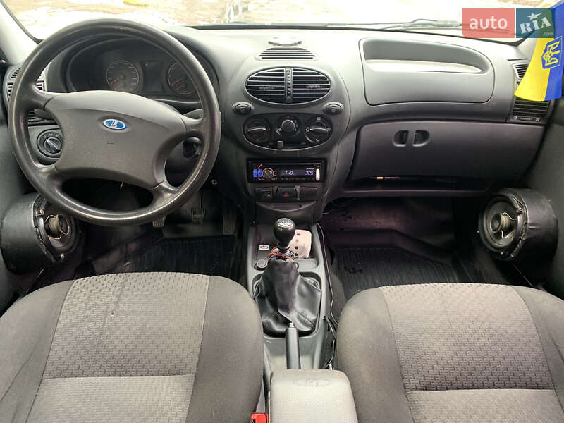 Хетчбек ВАЗ / Lada 1119 Калина 2012 в Сумах