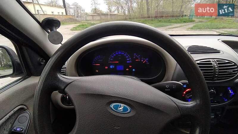 Хэтчбек ВАЗ / Lada 1119 Калина 2008 в Запорожье