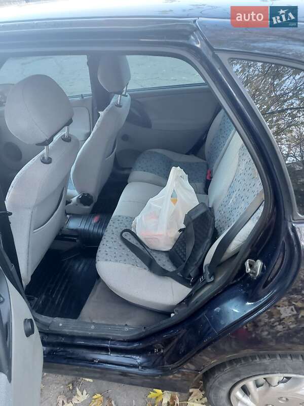 Хэтчбек ВАЗ / Lada 1119 Калина 2007 в Запорожье