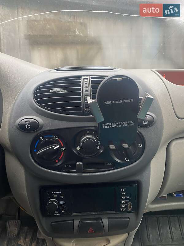 Хетчбек ВАЗ / Lada 1119 Калина 2009 в Сумах