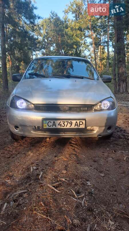 Хэтчбек ВАЗ / Lada 1119 Калина 2008 в Черкассах