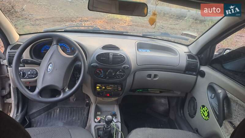 Хэтчбек ВАЗ / Lada 1119 Калина 2008 в Черкассах