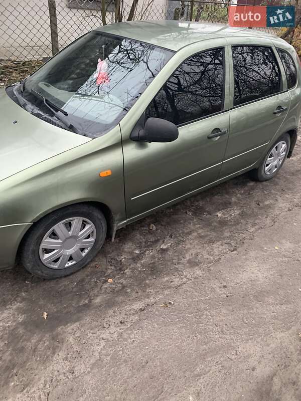 Хэтчбек ВАЗ / Lada 1119 Калина 2008 в Дубно