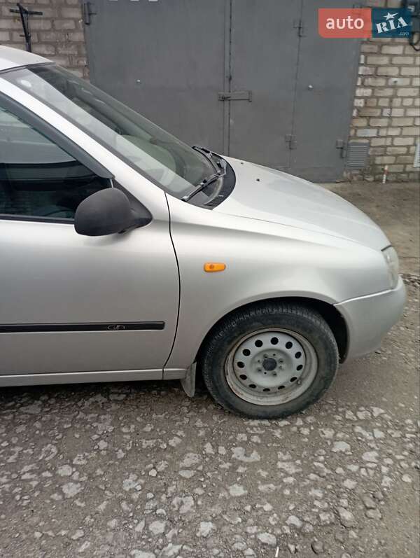 Хэтчбек ВАЗ / Lada 1119 Калина 2008 в Запорожье