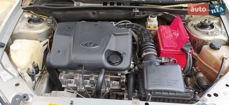 Хетчбек ВАЗ / Lada 1119 Калина 2008 в Кременчуці