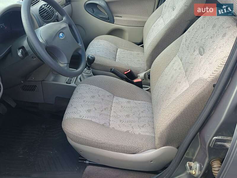 Хэтчбек ВАЗ / Lada 1119 Калина 2011 в Харькове