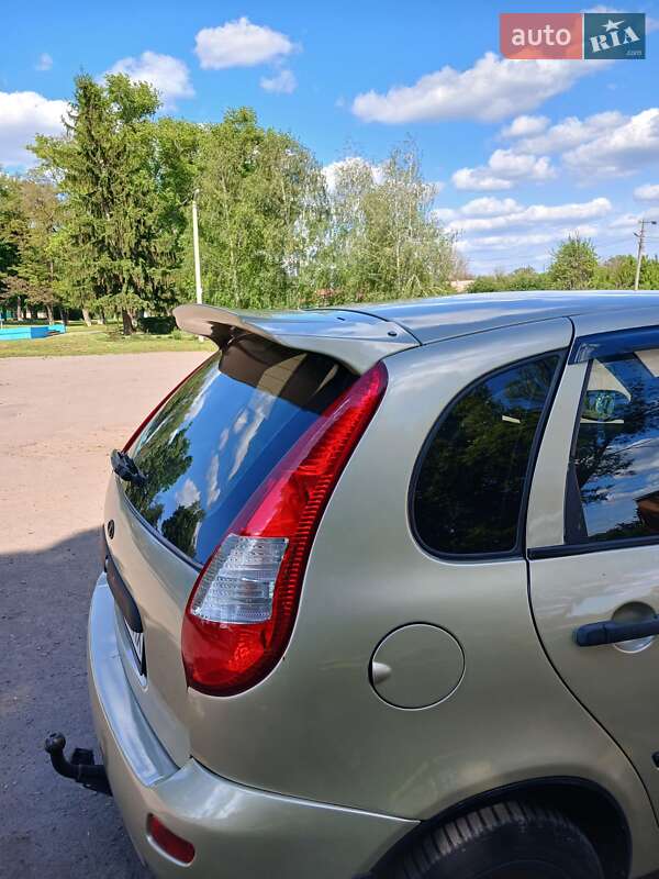 Хэтчбек ВАЗ / Lada 1119 Калина 2009 в Машевке