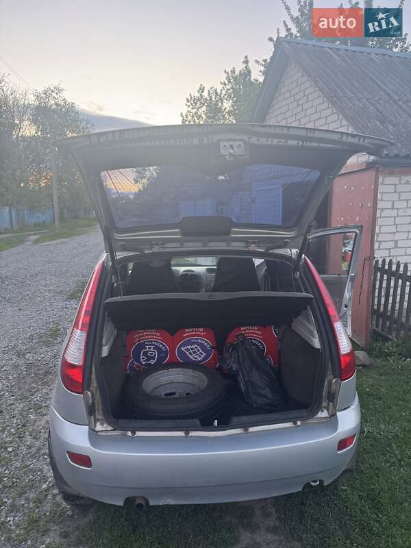 Хэтчбек ВАЗ / Lada 1119 Калина 2009 в Ромнах