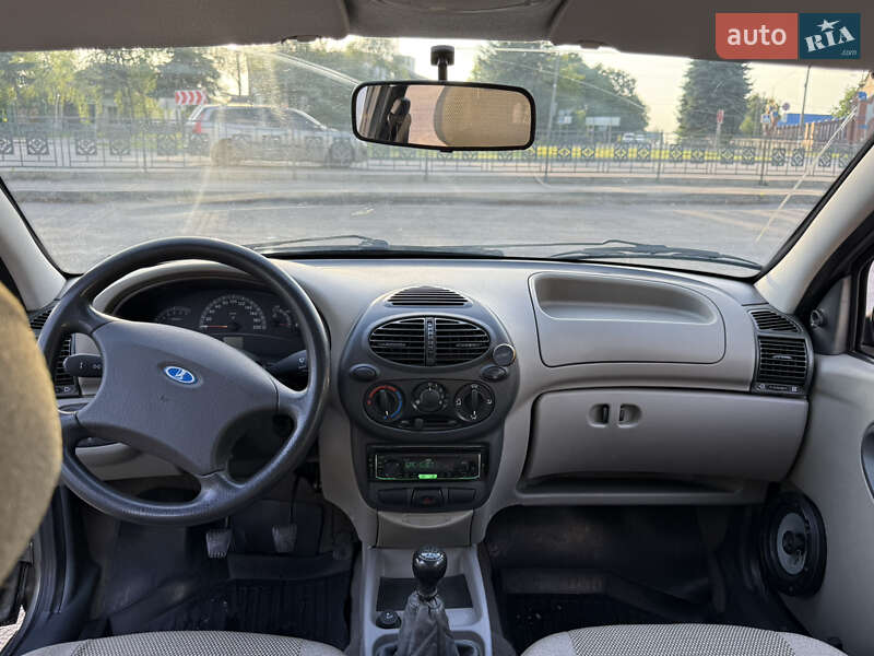 Хетчбек ВАЗ / Lada 1119 Калина 2008 в Первомайську
