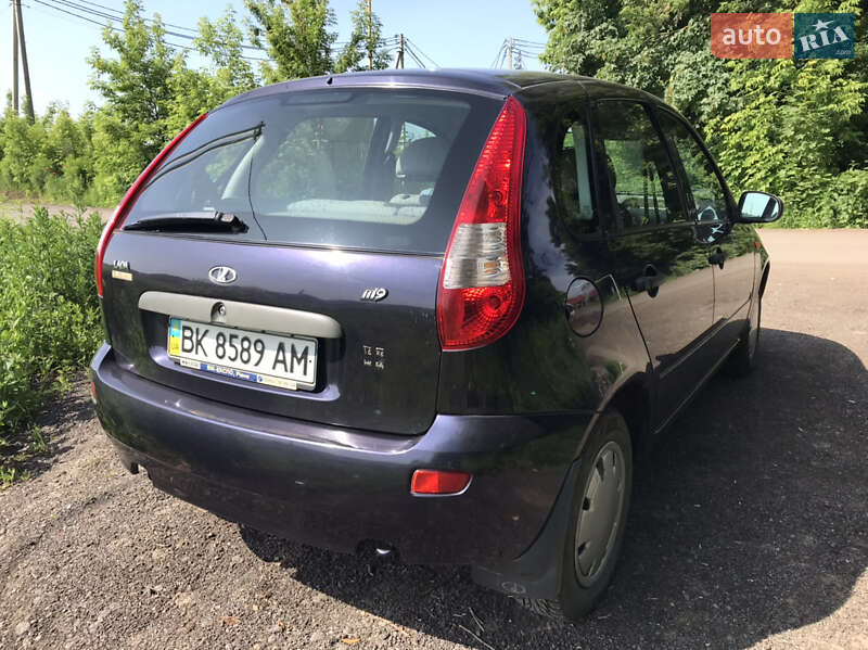 Хэтчбек ВАЗ / Lada 1119 Калина 2008 в Ровно