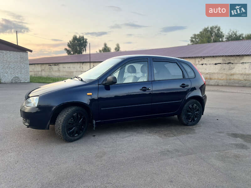 Хэтчбек ВАЗ / Lada 1119 Калина 2008 в Шостке