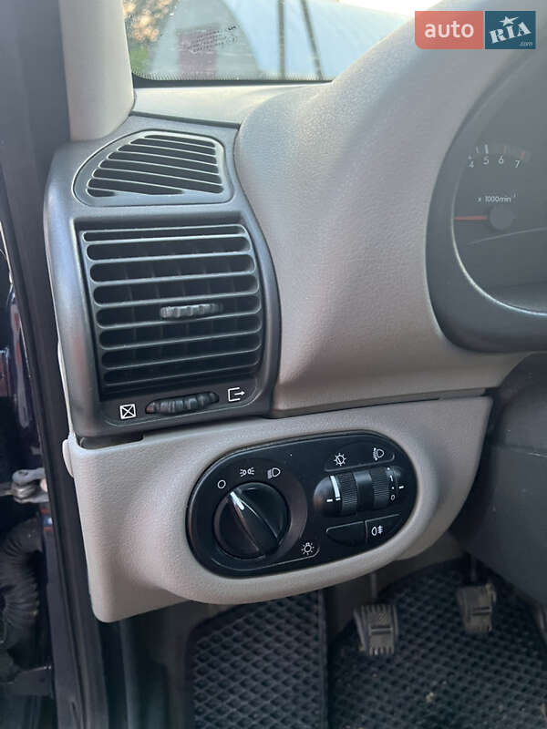 Хэтчбек ВАЗ / Lada 1119 Калина 2008 в Шостке