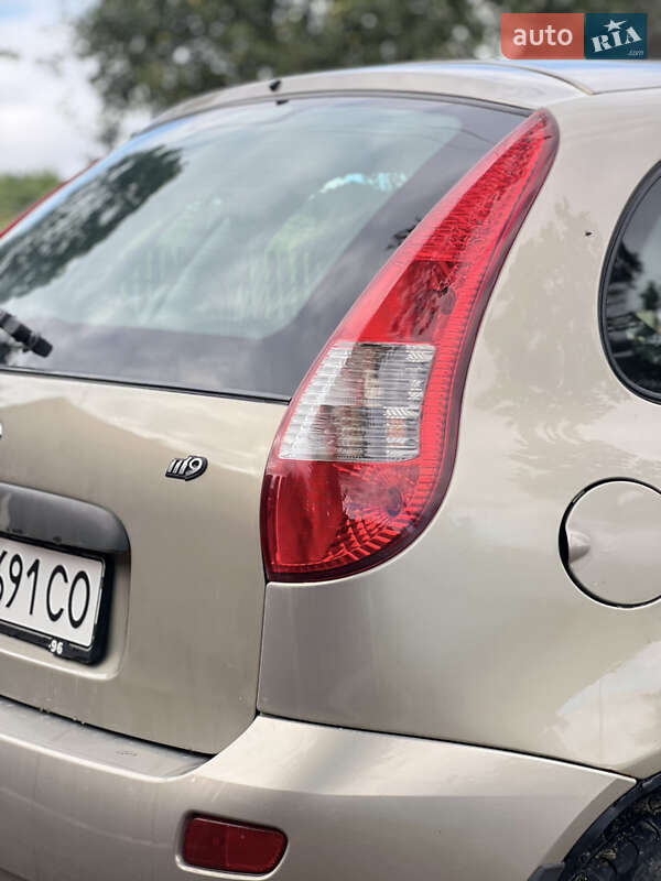 Хэтчбек ВАЗ / Lada 1119 Калина 2007 в Турке