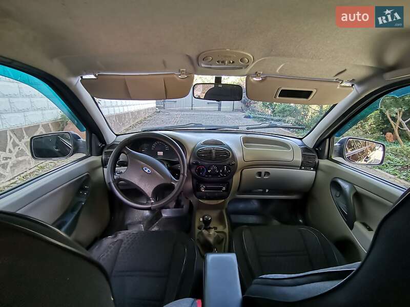 Хэтчбек ВАЗ / Lada 1119 Калина 2011 в Харькове