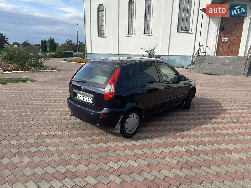 Хэтчбек ВАЗ / Lada 1119 Калина 2007 в Овруче