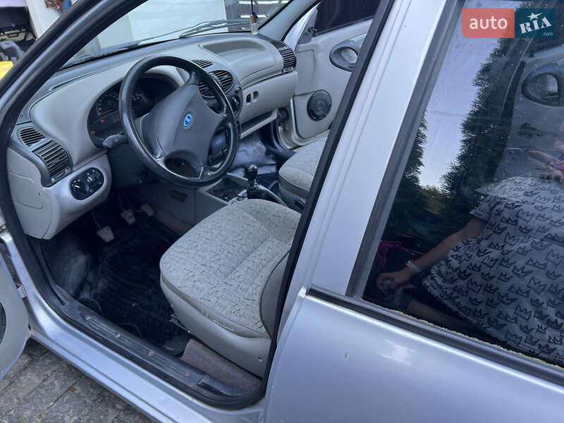 Хэтчбек ВАЗ / Lada 1119 Калина 2008 в Хусте