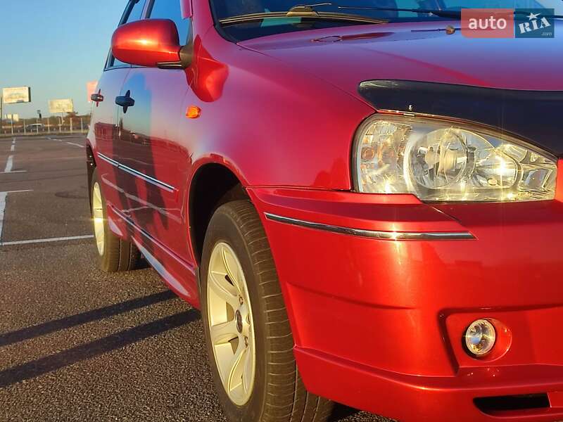 Хэтчбек ВАЗ / Lada 1119 Калина 2007 в Одессе фото 6 Хэтчбек ВАЗ / Lada 1119 Калина 2007 в Одессе