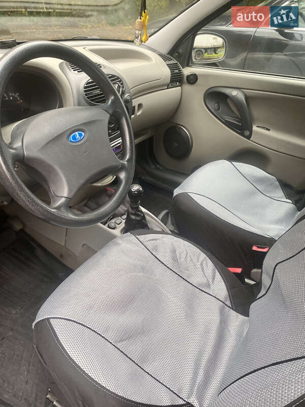 Хэтчбек ВАЗ / Lada 1119 Калина 2008 в Ровно