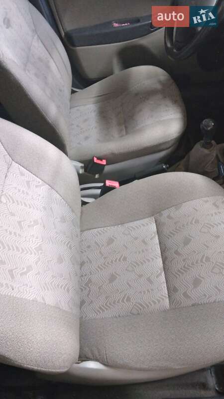 Хетчбек ВАЗ / Lada 1119 Калина 2010 в Рівному фото 3 Хетчбек ВАЗ / Lada 1119 Калина 2010 в Рівному