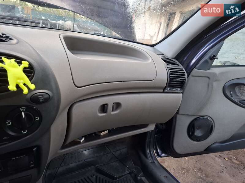 Хэтчбек ВАЗ / Lada 1119 Калина 2007 в Виннице