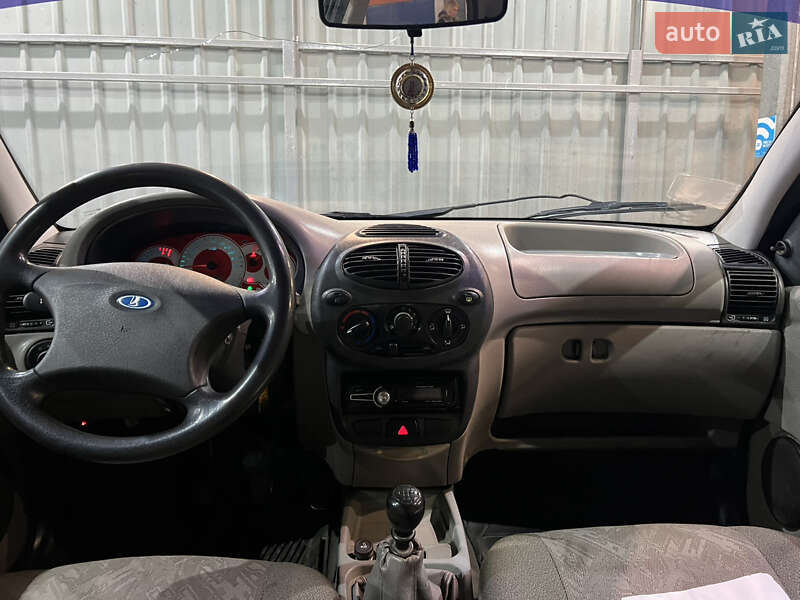 Хэтчбек ВАЗ / Lada 1119 Калина 2008 в Полтаве фото 14 Хэтчбек ВАЗ / Lada 1119 Калина 2008 в Полтаве