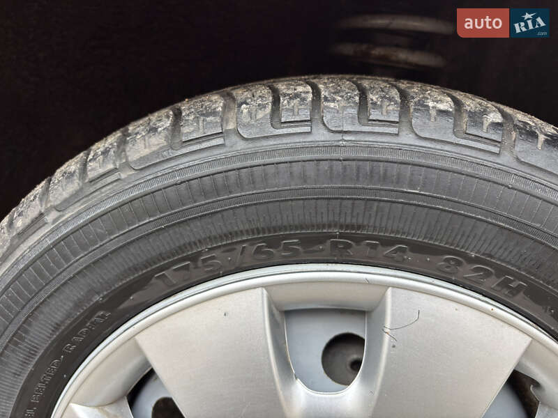 Хэтчбек ВАЗ / Lada 1119 Калина 2007 в Николаеве