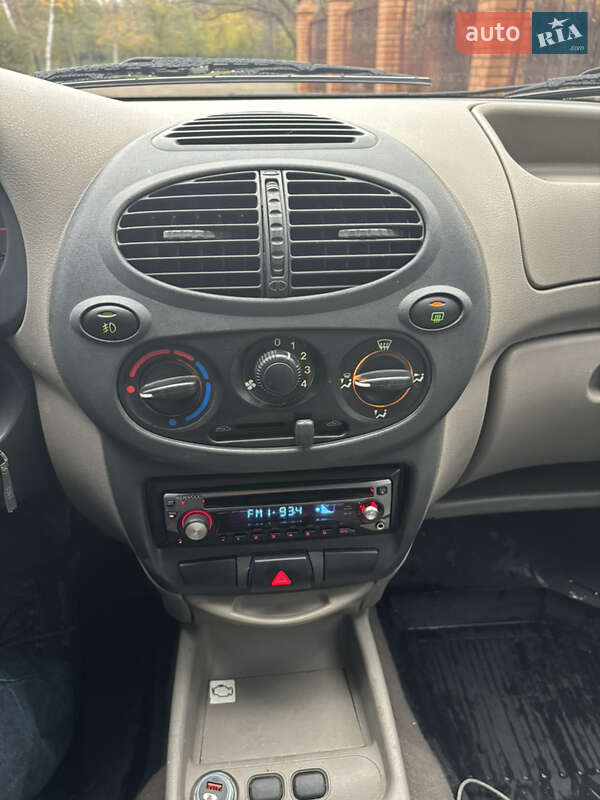 Хэтчбек ВАЗ / Lada 1119 Калина 2007 в Николаеве