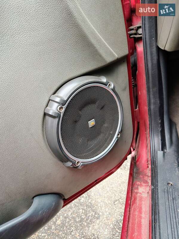 Хэтчбек ВАЗ / Lada 1119 Калина 2009 в Киеве фото 8 Хэтчбек ВАЗ / Lada 1119 Калина 2009 в Киеве