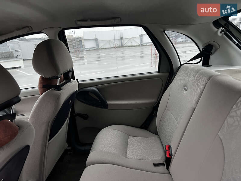 Хэтчбек ВАЗ / Lada 1119 Калина 2008 в Киеве