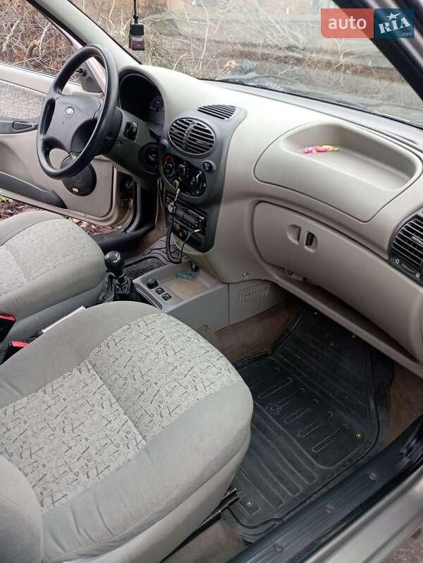 Хэтчбек ВАЗ / Lada 1119 Калина 2007 в Нежине