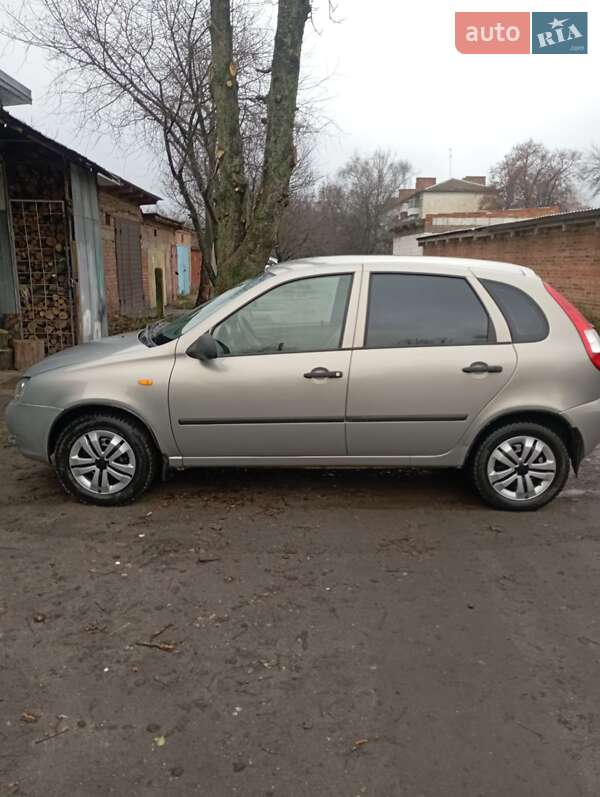 Хэтчбек ВАЗ / Lada 1119 Калина 2007 в Нежине